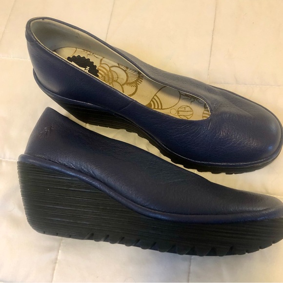 Fly London Yaz wedge shoe - Picture 2 of 7